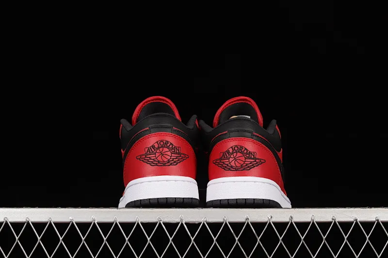 All categories Air Jordan Jordan series basketball shoes Air Jordan 1 Low Z version Air Jordan 1 Low AJ1 Joe 1 new black and red low-top cultural basketball shoes 553560-605